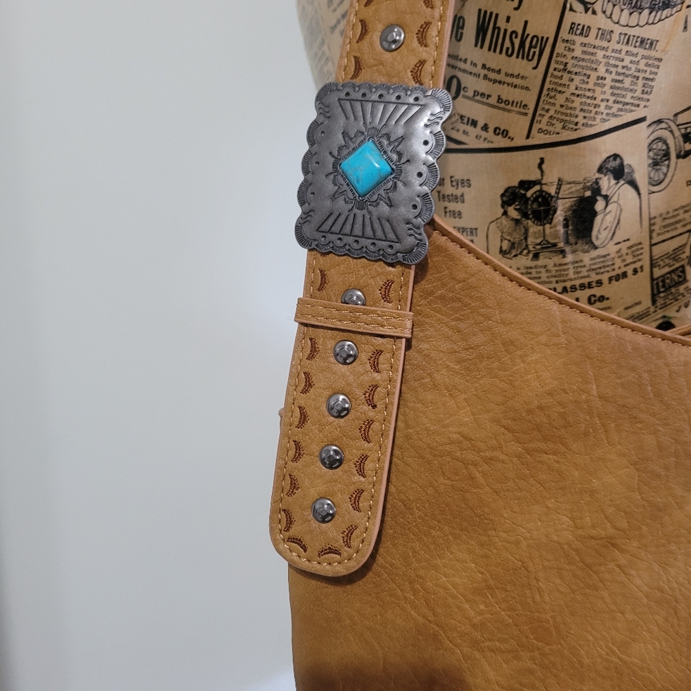 Wrangler Camel Fringe Shoulder Bag - Picture 5 of 10